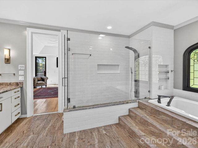2723 Providence Pine Lane, Charlotte, NC 28270