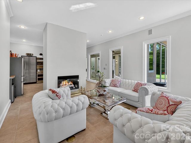 2723 Providence Pine Lane, Charlotte, NC 28270
