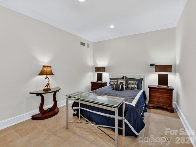 2723 Providence Pine Lane, Charlotte, NC 28270