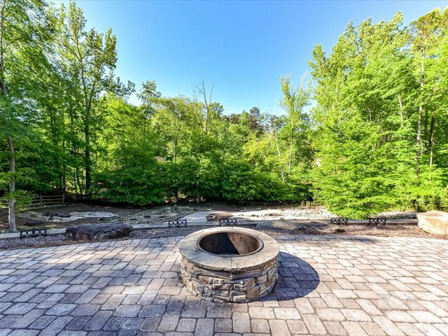 2723 Providence Pine Lane, Charlotte, NC 28270