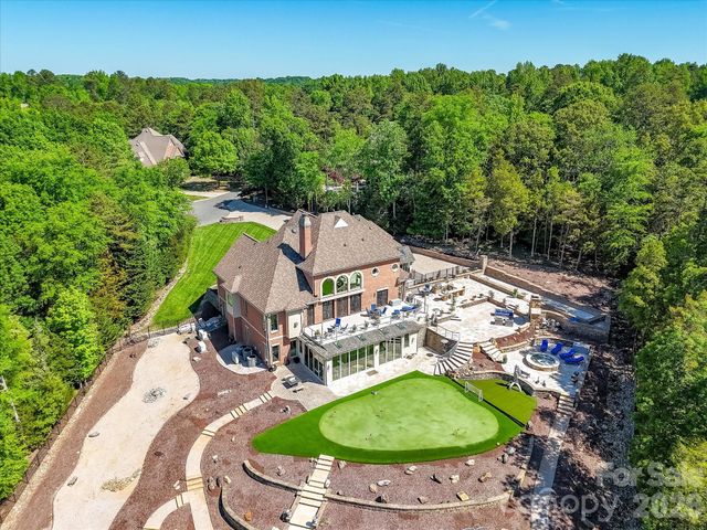 2723 Providence Pine Lane, Charlotte, NC 28270