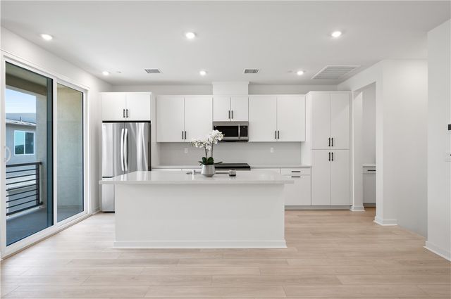 3651 E Jacobson Paseo 3, Ontario, CA 91761