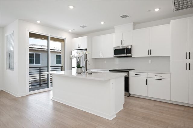 3651 E Jacobson Paseo 3, Ontario, CA 91761