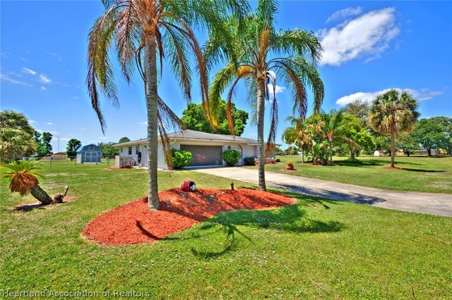 7316 Lime Tree Court, Sebring, FL 33876