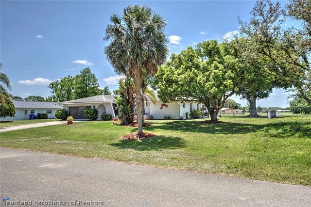 7316 Lime Tree Court, Sebring, FL 33876