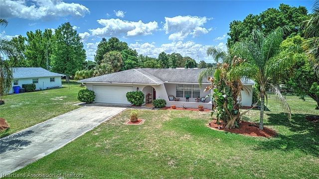 7316 Lime Tree Court, Sebring, FL 33876