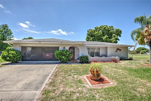 7316 Lime Tree Court, Sebring, FL 33876