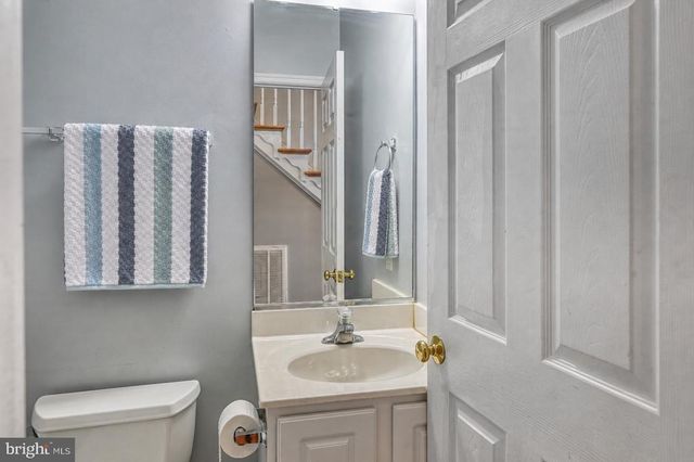 5815 SPRINGFIELD FARM LN, Mineral, VA 23117