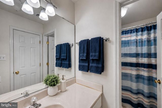 5815 SPRINGFIELD FARM LN, Mineral, VA 23117