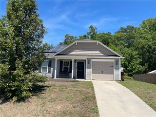 1771 Longshadow Drive, Burlington, NC 27217