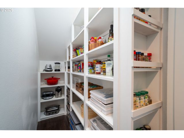28461 Sw MEADOWS Loop, Wilsonville, OR 97070