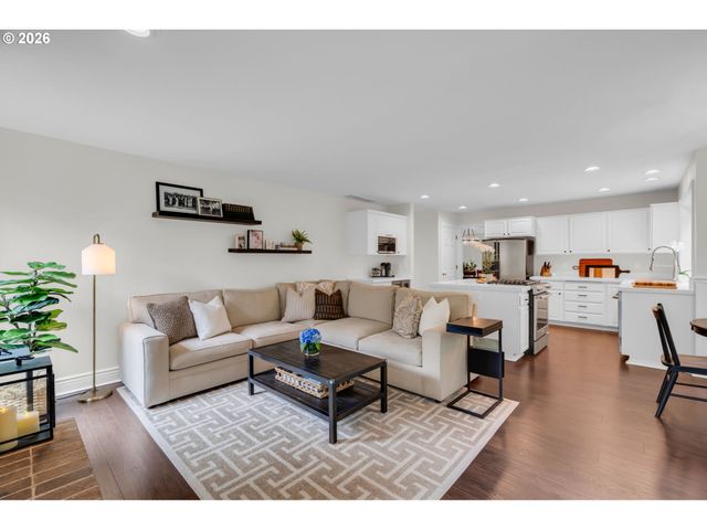 28461 Sw MEADOWS Loop, Wilsonville, OR 97070