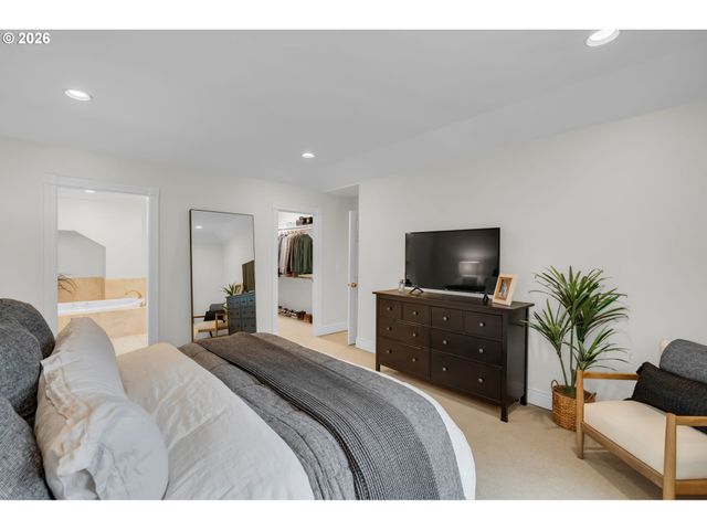 28461 Sw MEADOWS Loop, Wilsonville, OR 97070