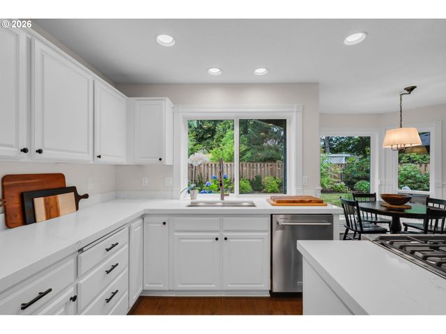 28461 Sw MEADOWS Loop, Wilsonville, OR 97070