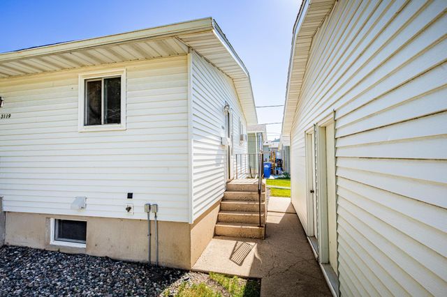 3119-3121 10th Avenue N, Fargo, ND 58102