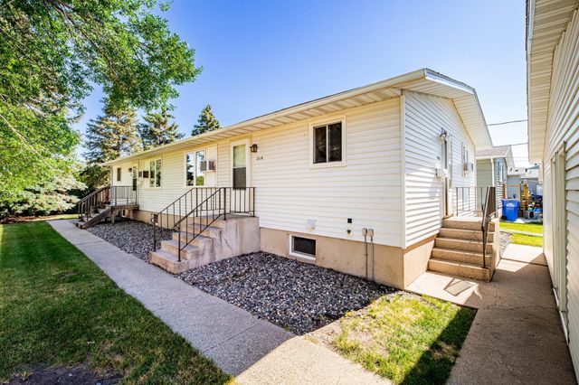 3119-3121 10th Avenue N, Fargo, ND 58102