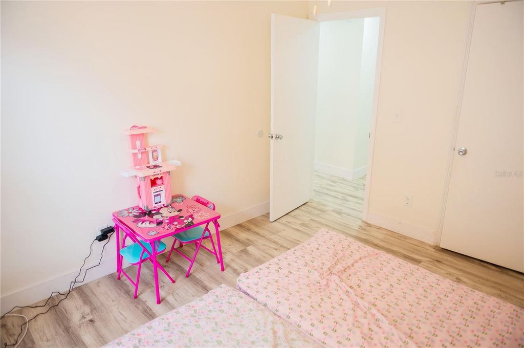 Image 19 of property listing at 4019 MEANDERING COURT, Orlando, FL 32822