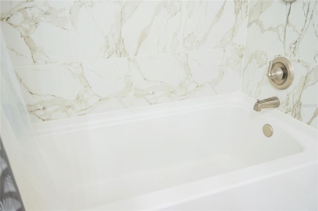 Image 25 of property listing at 4019 MEANDERING COURT, Orlando, FL 32822