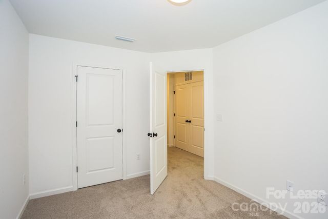11828 Avocet Street, Charlotte, NC 28215