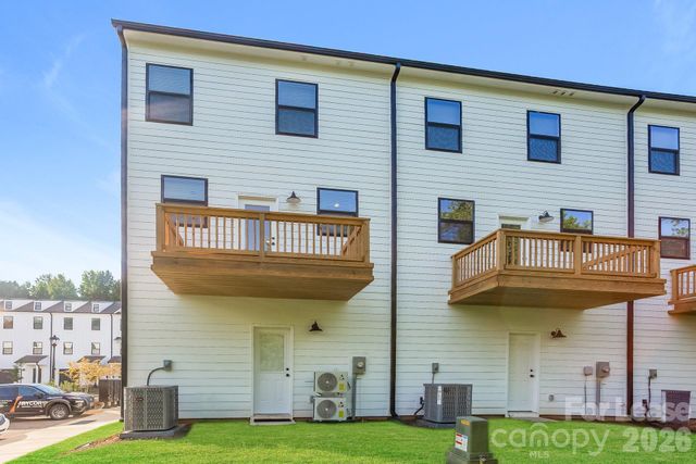 11828 Avocet Street, Charlotte, NC 28215