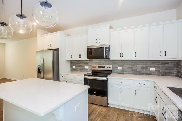 11828 Avocet Street, Charlotte, NC 28215