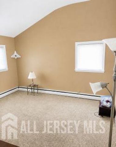 13 Ginda Avenue, Carteret, NJ 07008