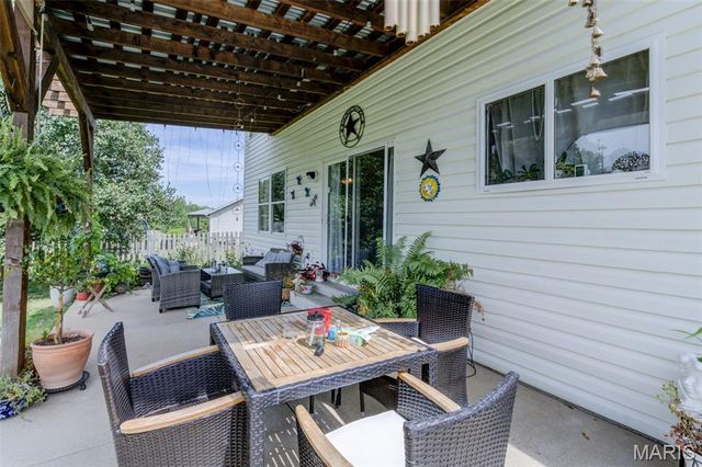 203 Wildflower Ridge Drive, Wentzville, MO 63385