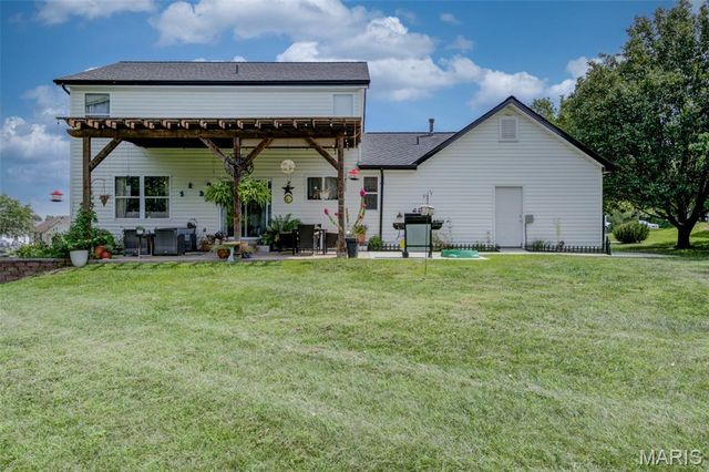 203 Wildflower Ridge Drive, Wentzville, MO 63385