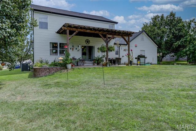 203 Wildflower Ridge Drive, Wentzville, MO 63385