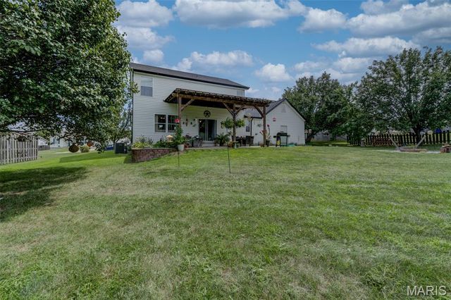 203 Wildflower Ridge Drive, Wentzville, MO 63385