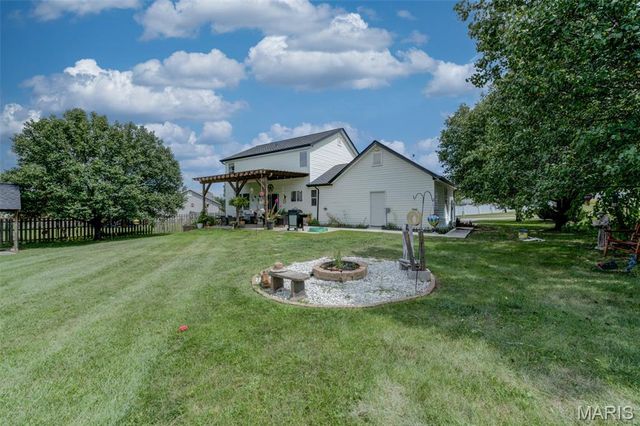 203 Wildflower Ridge Drive, Wentzville, MO 63385