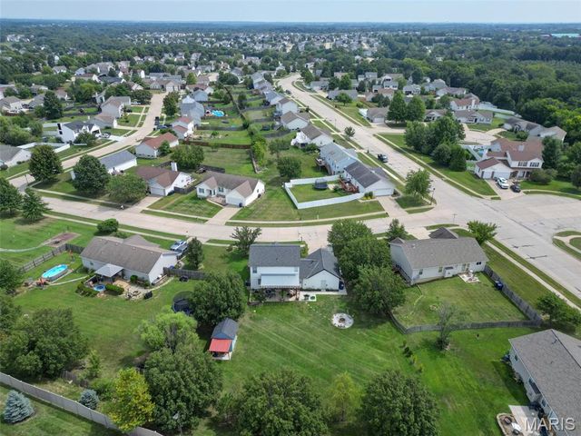 203 Wildflower Ridge Drive, Wentzville, MO 63385