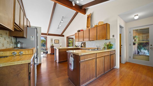 698 Round Hill Drive, Grand Junction, CO 81506