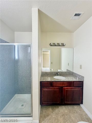 5281 River Glen Drive 222, Las Vegas, NV 89103