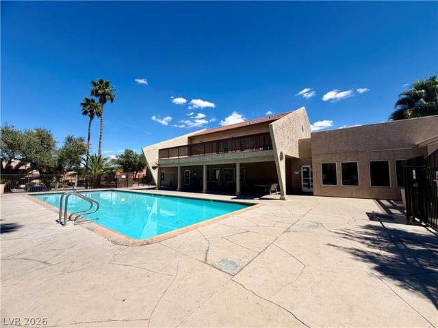 5281 River Glen Drive 222, Las Vegas, NV 89103