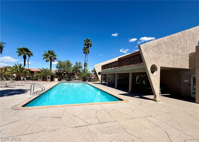 5281 River Glen Drive 222, Las Vegas, NV 89103