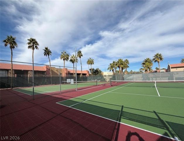 5281 River Glen Drive 222, Las Vegas, NV 89103