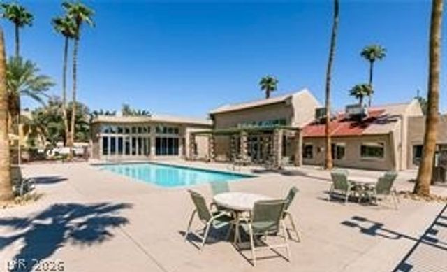 5281 River Glen Drive 222, Las Vegas, NV 89103