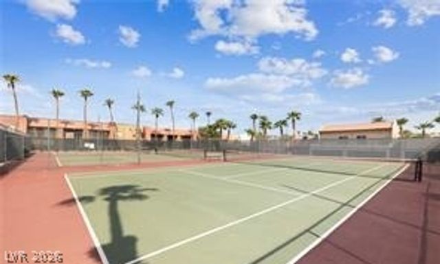 5281 River Glen Drive 222, Las Vegas, NV 89103