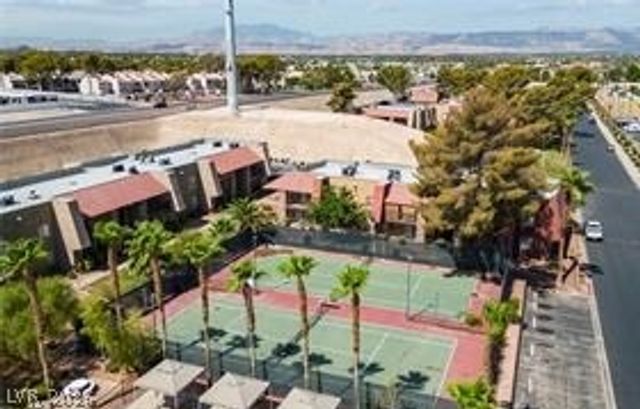 5281 River Glen Drive 222, Las Vegas, NV 89103