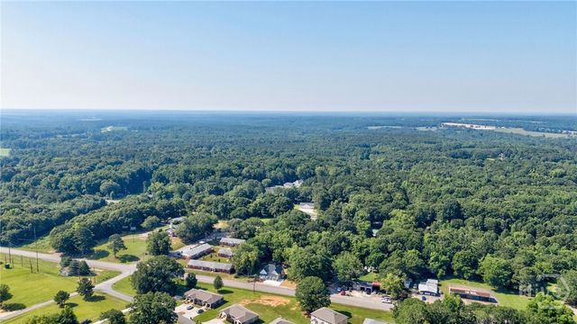 540 Sunset Avenue, Comer, GA 30629