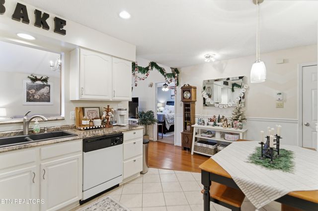 8009 Chambord Way, Powell, TN 37849