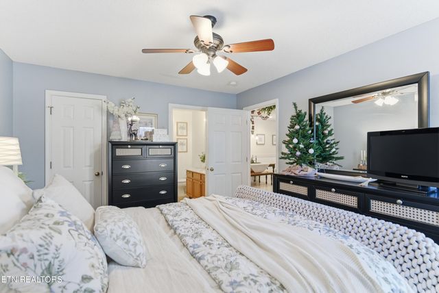 8009 Chambord Way, Powell, TN 37849