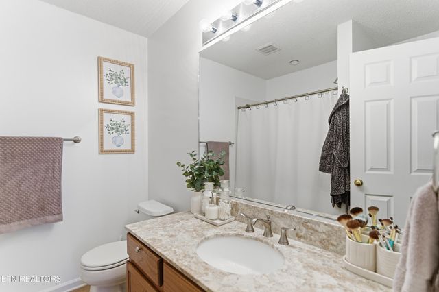 8009 Chambord Way, Powell, TN 37849