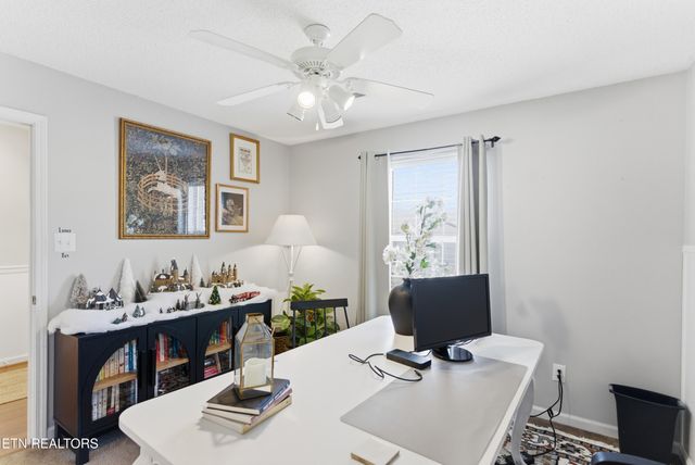 8009 Chambord Way, Powell, TN 37849