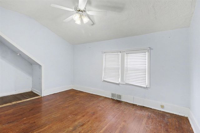 1562 Lafayette Boulevard, Lincoln Park, MI 48146