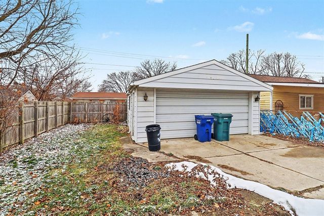 1562 Lafayette Boulevard, Lincoln Park, MI 48146