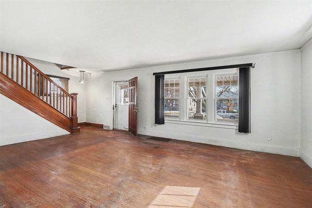 1562 Lafayette Boulevard, Lincoln Park, MI 48146