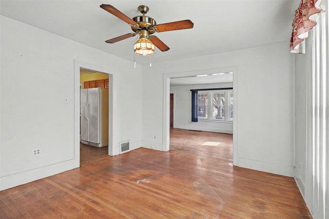 1562 Lafayette Boulevard, Lincoln Park, MI 48146