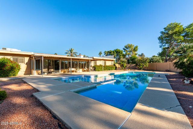 8129 E CHARTER OAK Drive, Scottsdale, AZ 85260